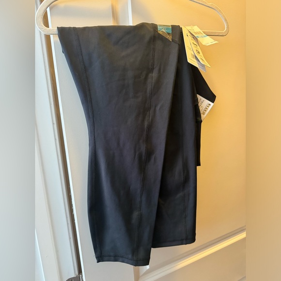 Workout leggings - Picture 1 of 4